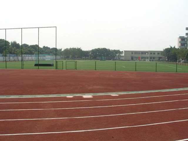 塑膠跑道鋪設：根據(jù)施工結(jié)構(gòu)用料可以分為哪幾種呢